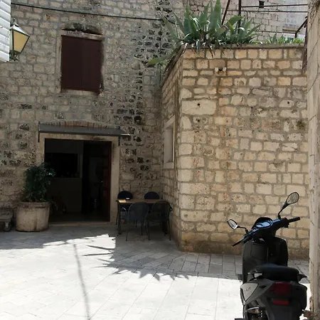 And Kudelik Centar * Trogir
